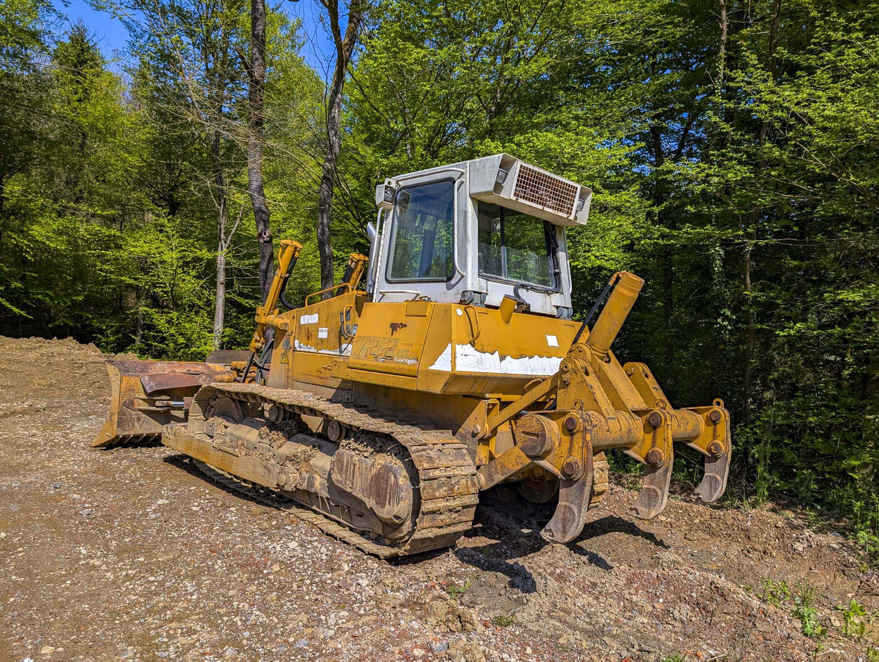 Liebherr PR722 BL - Buldózer: 1 kép. Liebherr PR722 BL - Buldózer: 1 kép.