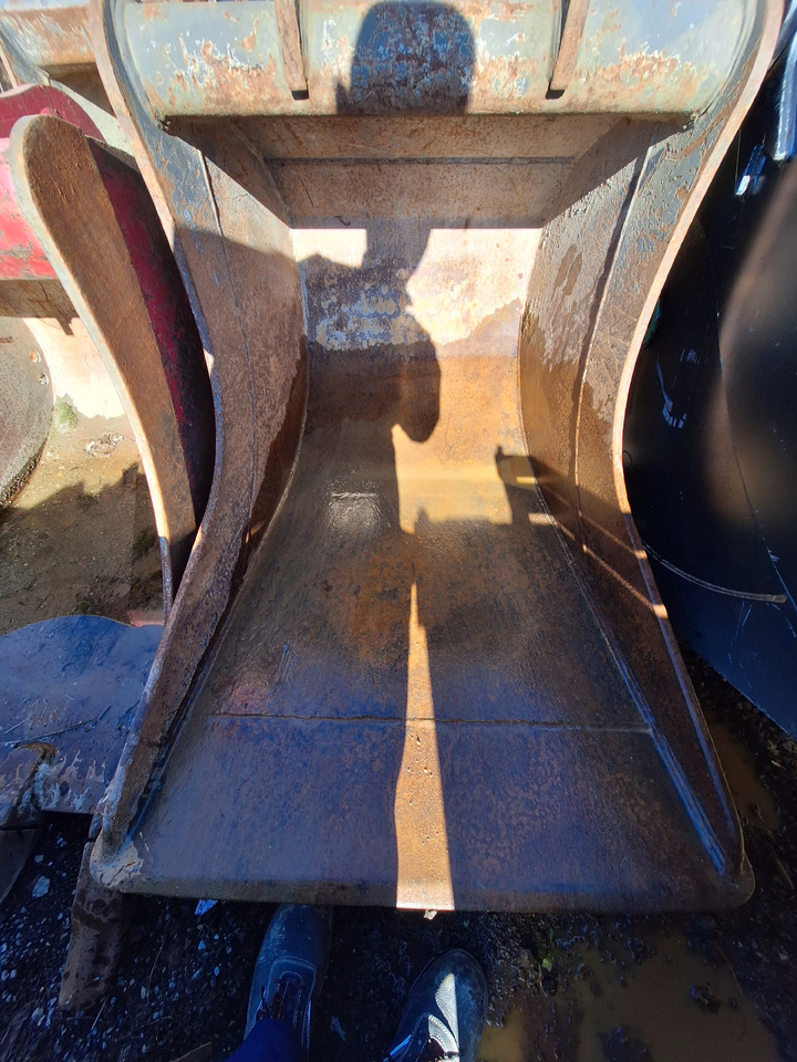 SMP digging bucket 950 mm Volvo S6 - Kanál: 1 kép. SMP digging bucket 950 mm Volvo S6 - Kanál: 1 kép.