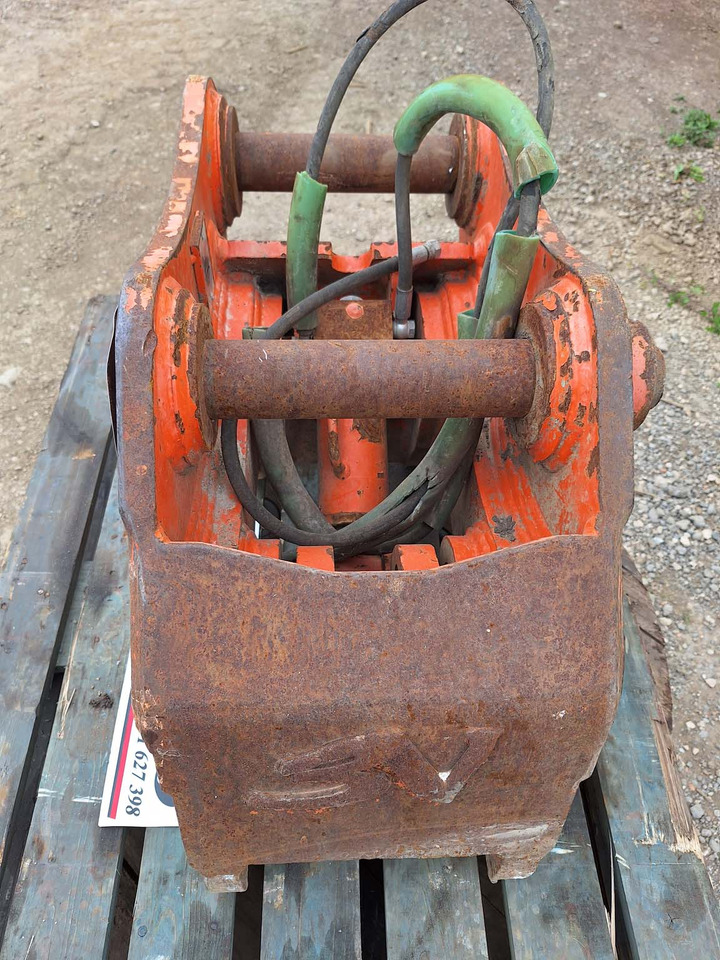 Trevi Benne A.R.ARH 20 - Gyorscsatlakozó - Építőipari gépek: 3 kép. Trevi Benne A.R.ARH 20 - Gyorscsatlakozó - Építőipari gépek: 3 kép.