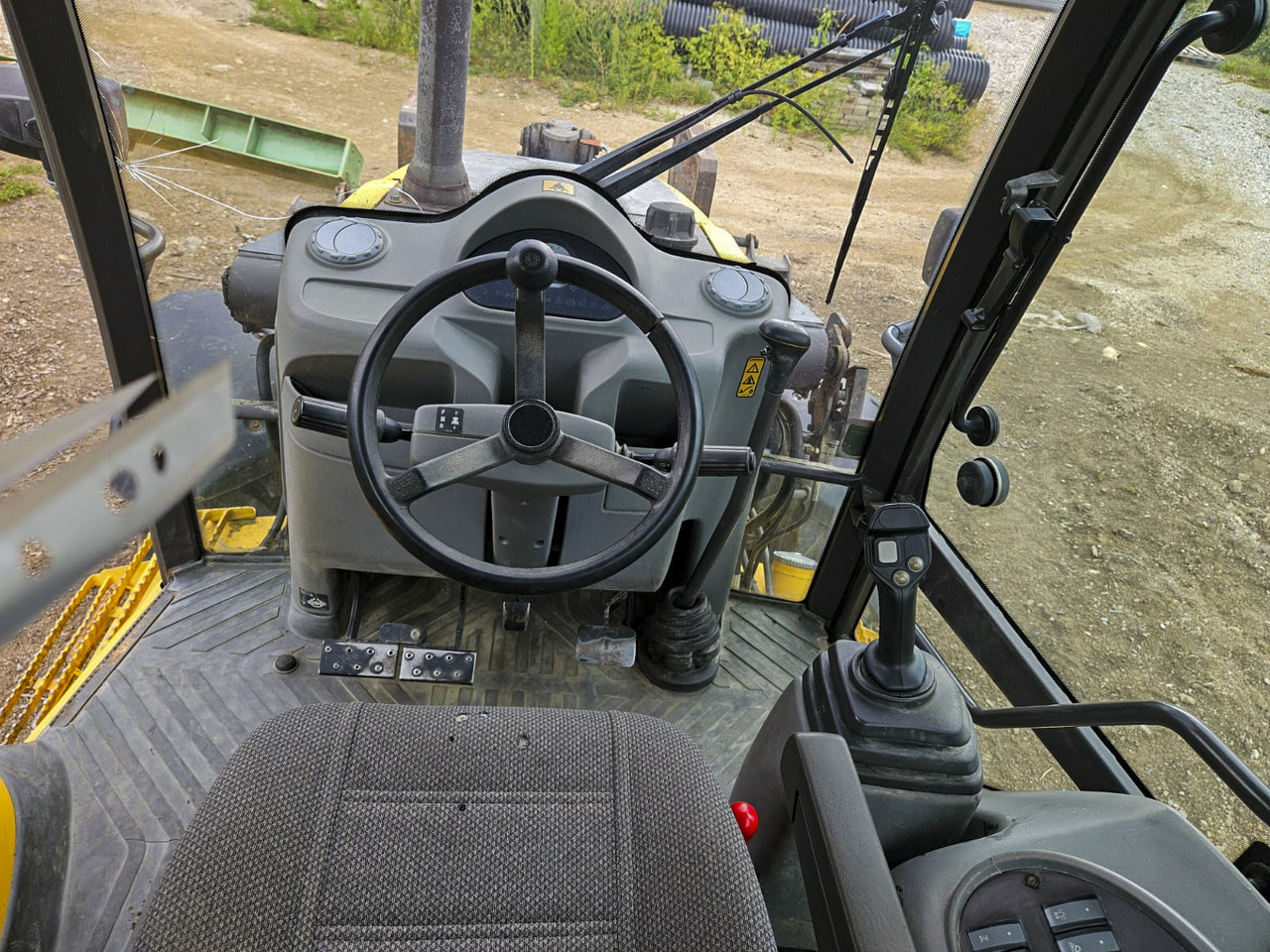 Kotrórakodó VOLVO BL71: 10 kép.