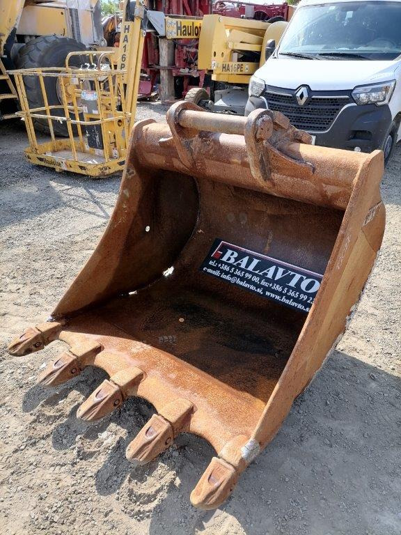 VTN Digging bucket 1300 mm - Kotró kanál: 2 kép. VTN Digging bucket 1300 mm - Kotró kanál: 2 kép.