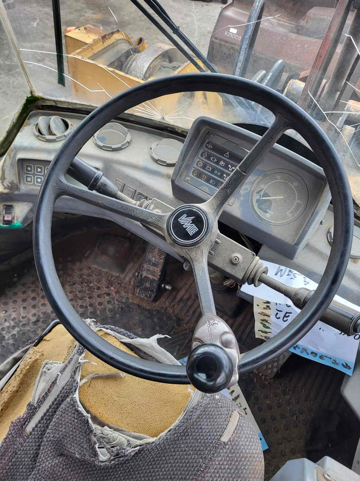 Volvo steering wheel - Kormánykerék - Rakodógép: 2 kép. Volvo steering wheel - Kormánykerék - Rakodógép: 2 kép.