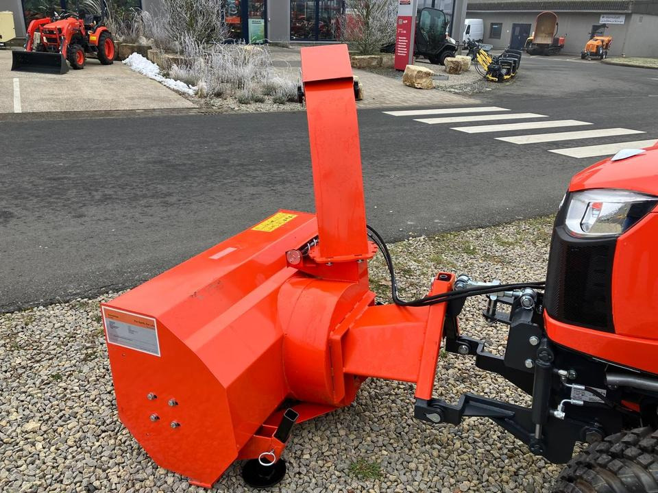Kubota Kova Anbau-Schneefräse L1101 WA für Kleintraktor 1,12m - Hófúvó: 2 kép. Kubota Kova Anbau-Schneefräse L1101 WA für Kleintraktor 1,12m - Hófúvó: 2 kép.