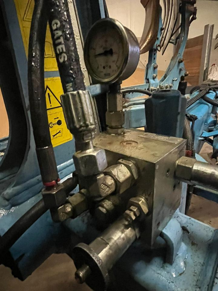 Eke Lemken Europal 5X 4-Schar Pflug hydr. Steinsicherung: 7 kép.