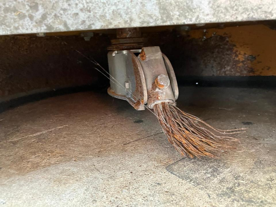 Wildkrautbürste AS 50 Weed Hex Unkrautbürste - Kerti gépek: 5 kép. Wildkrautbürste AS 50 Weed Hex Unkrautbürste - Kerti gépek: 5 kép.