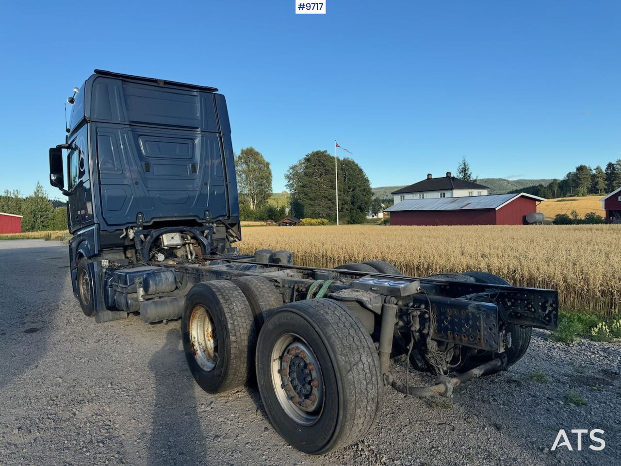 2014 Mercedes Actros 2551 Chassis. Rep object. - Alvaz teherautó: 3 kép. 2014 Mercedes Actros 2551 Chassis. Rep object. - Alvaz teherautó: 3 kép.