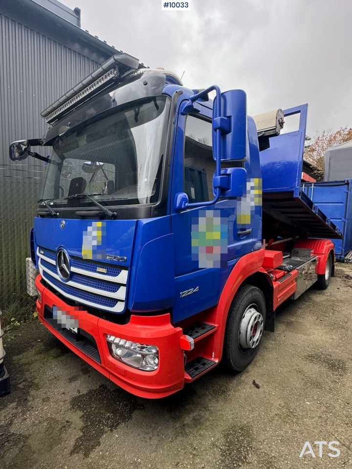 2020 Mercedes Benz Atego 1224 - Horgos rakodó teherautó: 1 kép. 2020 Mercedes Benz Atego 1224 - Horgos rakodó teherautó: 1 kép.