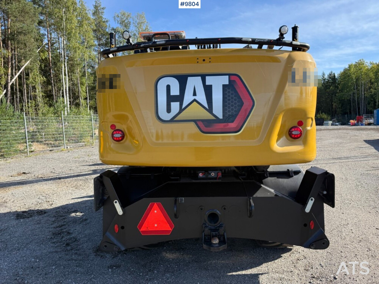 CAT M316 wheel excavator with tiltrotator, 3D excavation system, and grader bucket - Gumikerekes kotró: 4 kép. CAT M316 wheel excavator with tiltrotator, 3D excavation system, and grader bucket - Gumikerekes kotró: 4 kép.