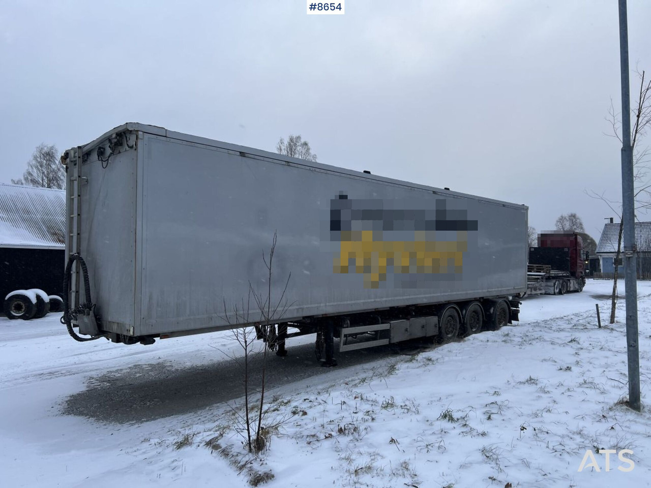 Chip trailer Lipe PPV-KP-HS-HP - Félpótkocsi dobozos: 2 kép. Chip trailer Lipe PPV-KP-HS-HP - Félpótkocsi dobozos: 2 kép.