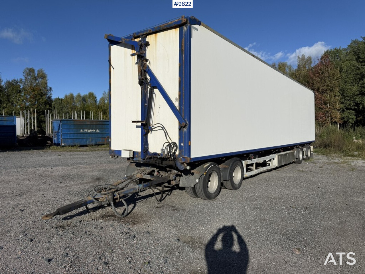 Chipper Trailer EKSJÖVAGNEN FS 18-20 - Pótkocsi dobozos: 2 kép. Chipper Trailer EKSJÖVAGNEN FS 18-20 - Pótkocsi dobozos: 2 kép.