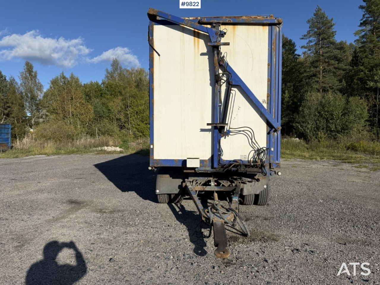 Chipper Trailer EKSJÖVAGNEN FS 18-20 - Pótkocsi dobozos: 5 kép. Chipper Trailer EKSJÖVAGNEN FS 18-20 - Pótkocsi dobozos: 5 kép.