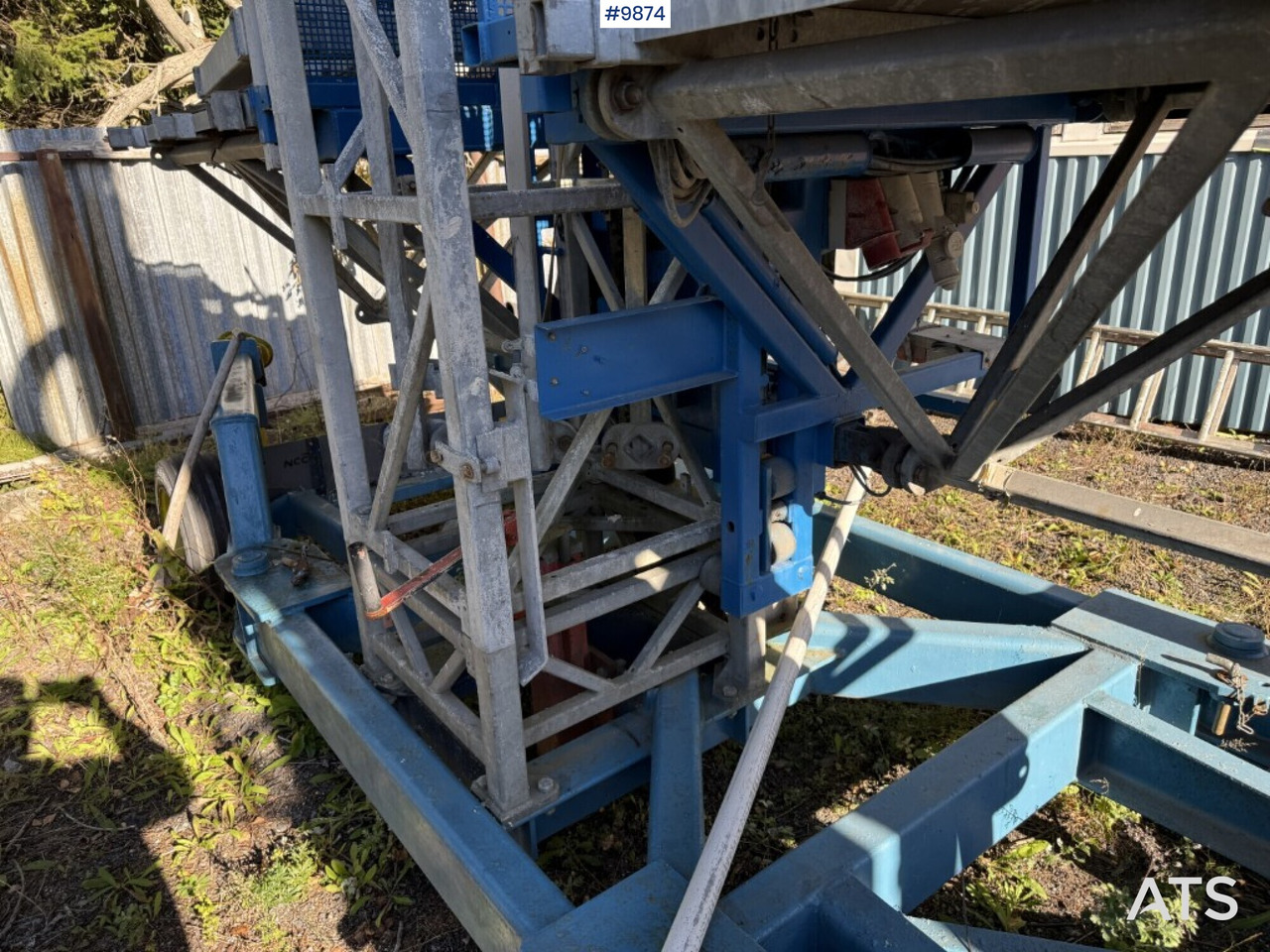 Climbing platform Hunnebeck MS - Építőipari berendezések: 3 kép. Climbing platform Hunnebeck MS - Építőipari berendezések: 3 kép.