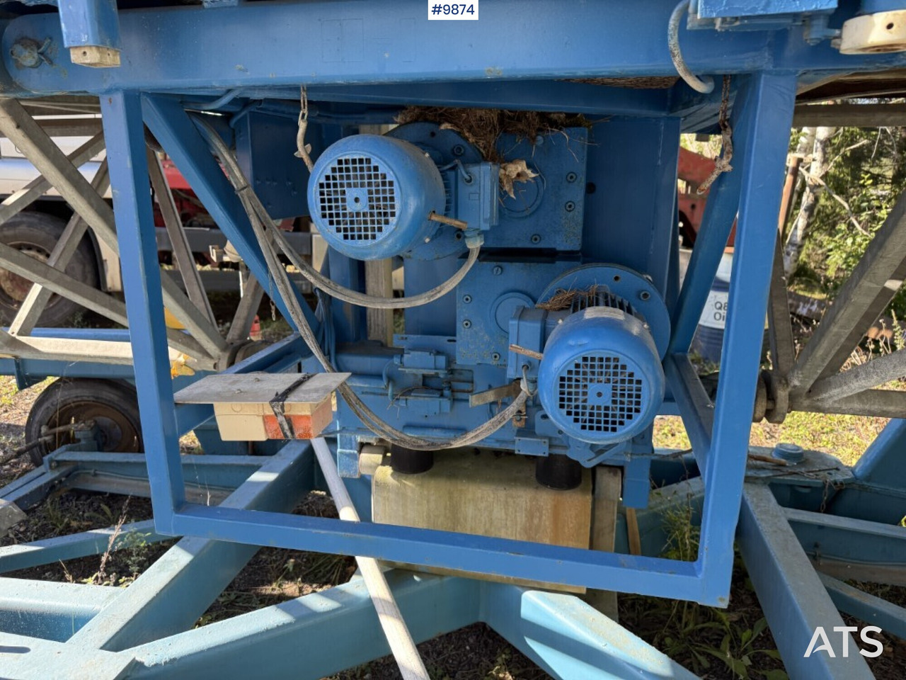 Climbing platform Hunnebeck MS - Építőipari berendezések: 4 kép. Climbing platform Hunnebeck MS - Építőipari berendezések: 4 kép.