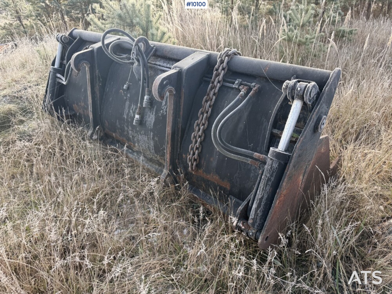 Combi bucket Large BM - Rakodókanál: 2 kép. Combi bucket Large BM - Rakodókanál: 2 kép.