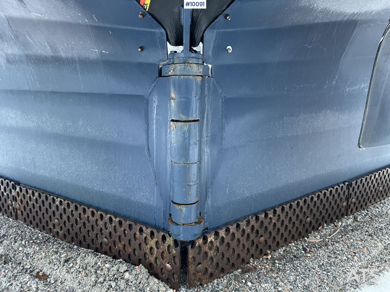 DRIVEX VB4000 Folding Plough with Large BM - Hóeke: 4 kép. DRIVEX VB4000 Folding Plough with Large BM - Hóeke: 4 kép.