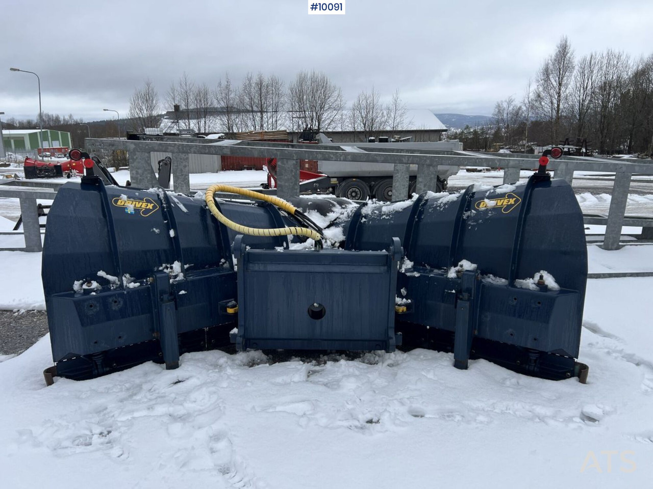 DRIVEX VB4000 Folding Plough with Large BM - Hóeke: 1 kép. DRIVEX VB4000 Folding Plough with Large BM - Hóeke: 1 kép.