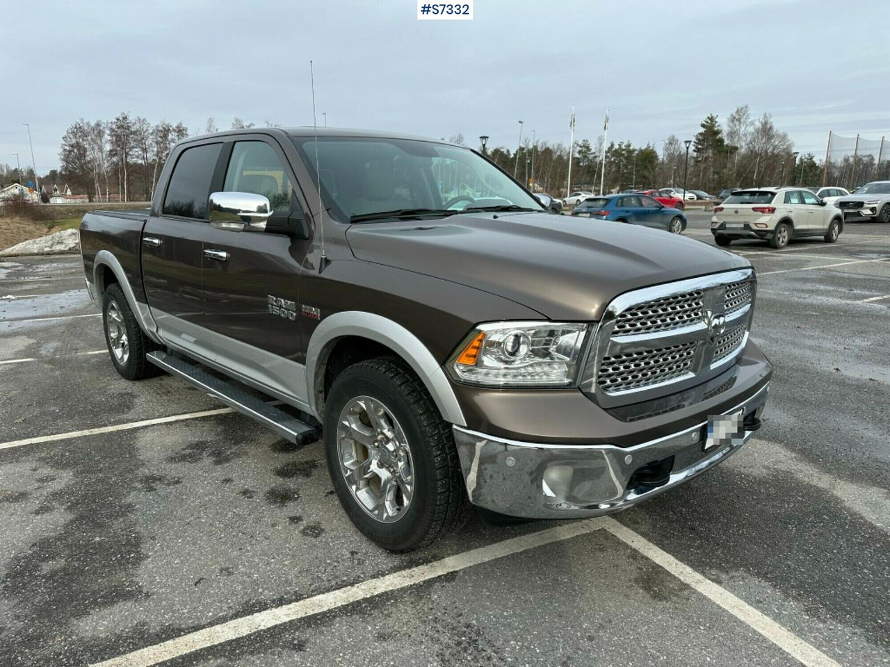 Dodge Ram 1500 Laramie, gasoline, serviced. - Pickup: 1 kép. Dodge Ram 1500 Laramie, gasoline, serviced. - Pickup: 1 kép.