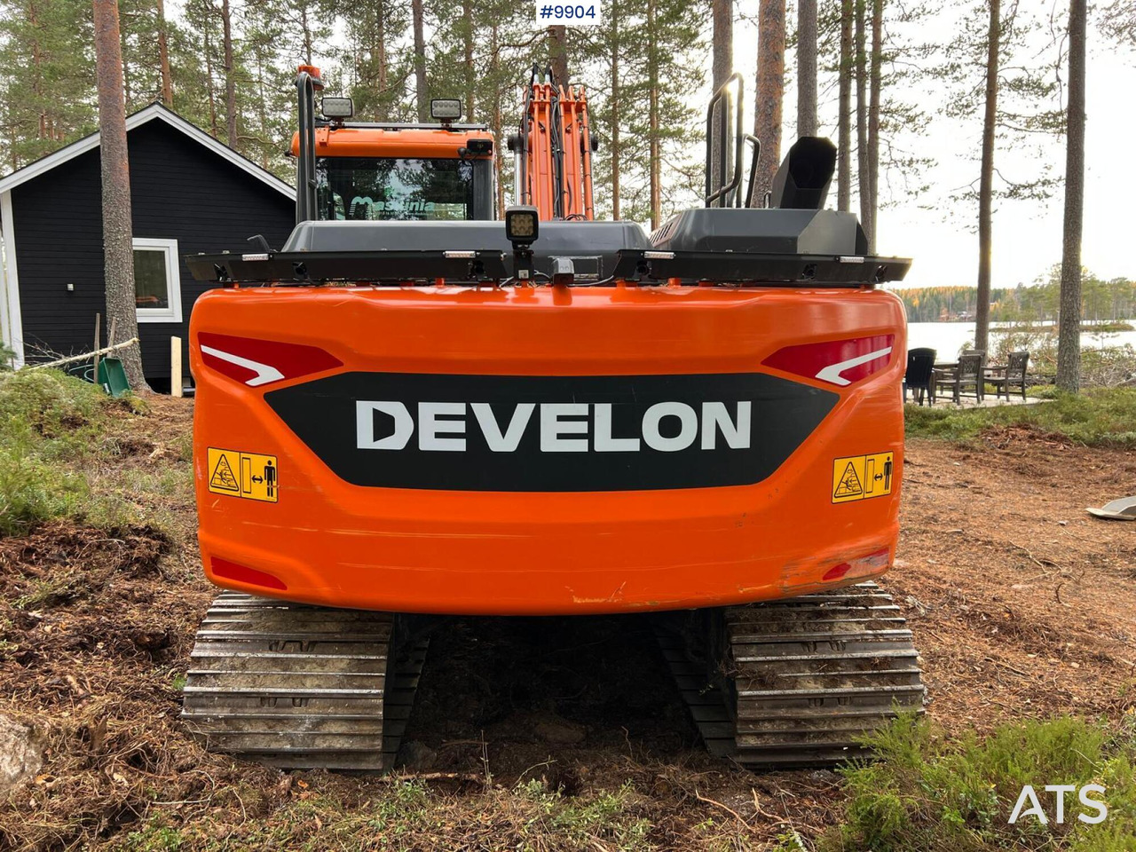 Doosan DX140LC-7 Excavator with rotor and equipments - Lánctalpas kotró: 5 kép. Doosan DX140LC-7 Excavator with rotor and equipments - Lánctalpas kotró: 5 kép.