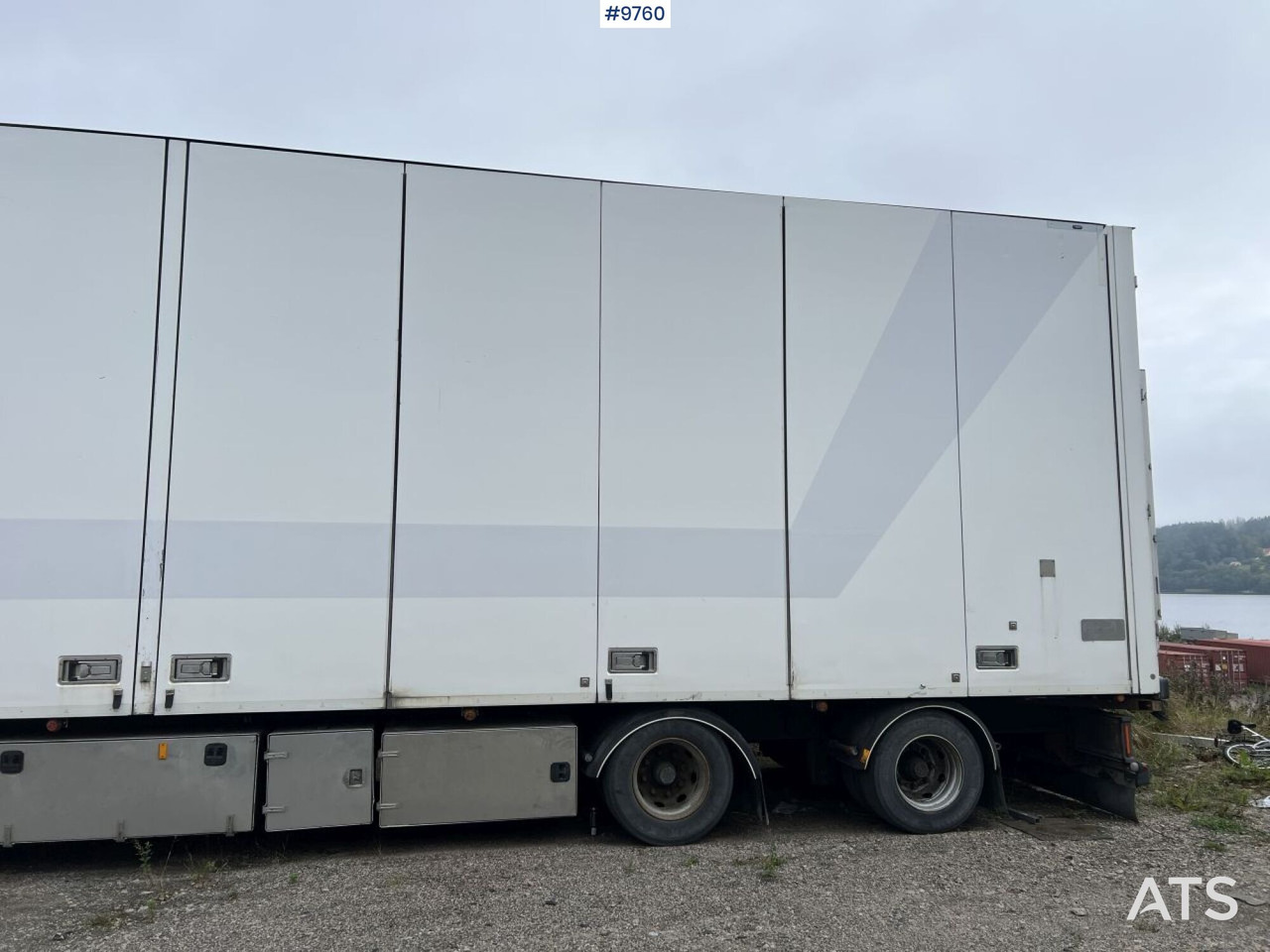 EKERI S8-N Refrigerated/Freezer Trailer - Pótkocsi hűtős: 5 kép. EKERI S8-N Refrigerated/Freezer Trailer - Pótkocsi hűtős: 5 kép.