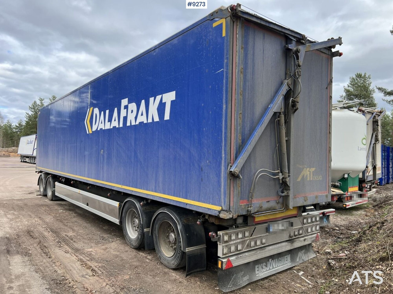 EKSJÖVAGNEN FS 18-18 CHIPPER TRAILER - Pótkocsi dobozos: 4 kép. EKSJÖVAGNEN FS 18-18 CHIPPER TRAILER - Pótkocsi dobozos: 4 kép.