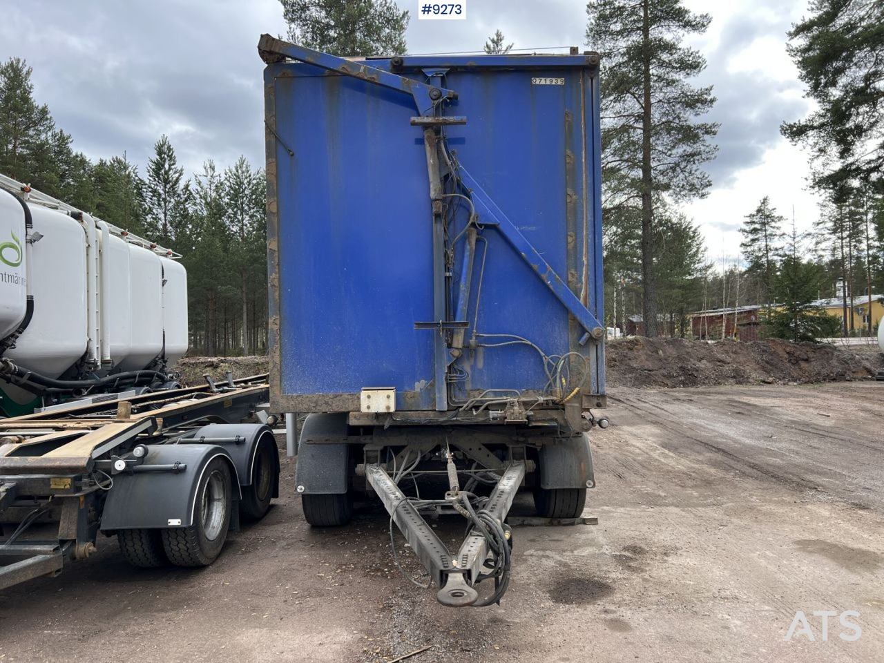 EKSJÖVAGNEN FS 18-18 CHIPPER TRAILER - Pótkocsi dobozos: 3 kép. EKSJÖVAGNEN FS 18-18 CHIPPER TRAILER - Pótkocsi dobozos: 3 kép.