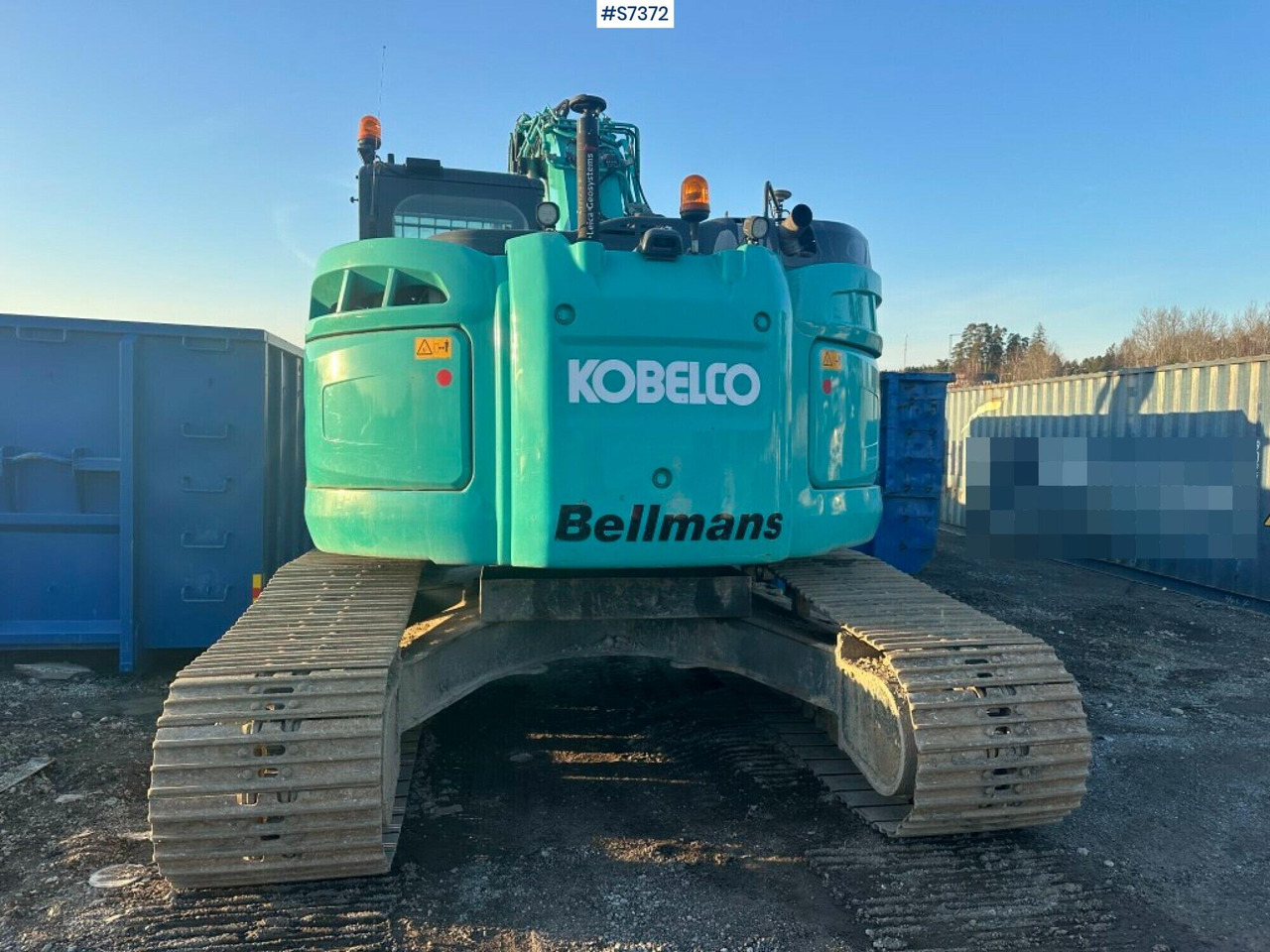 EXCAVATOR WITH ROTOR, KOBELCO SK270SRLC-5 , DIGGING SYSTEM AND BUCKETS - Kotrógép: 4 kép. EXCAVATOR WITH ROTOR, KOBELCO SK270SRLC-5 , DIGGING SYSTEM AND BUCKETS - Kotrógép: 4 kép.