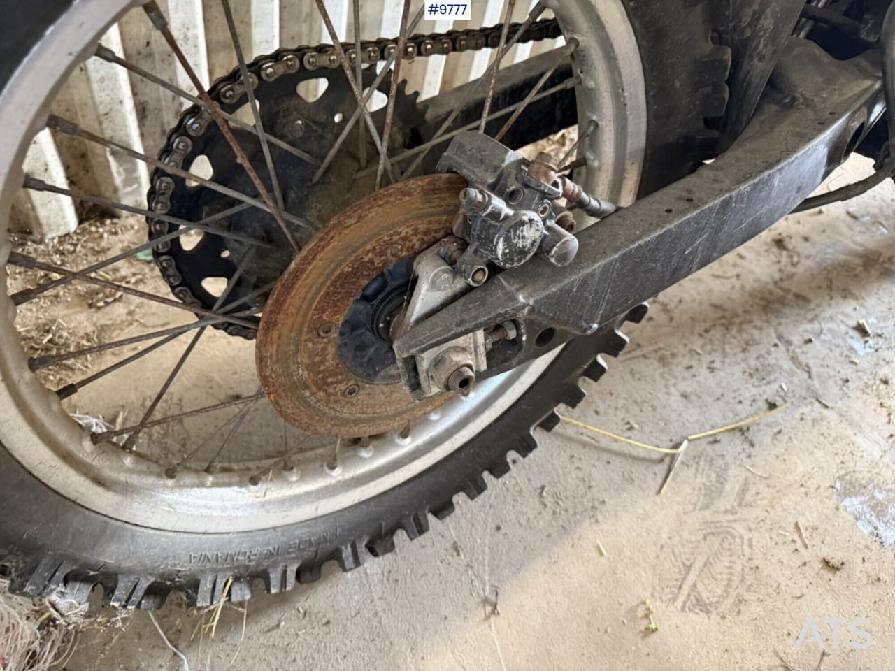 Enduro-tuned Yamaha YZ250 Rep. object - Motorkerékpár: 5 kép. Enduro-tuned Yamaha YZ250 Rep. object - Motorkerékpár: 5 kép.