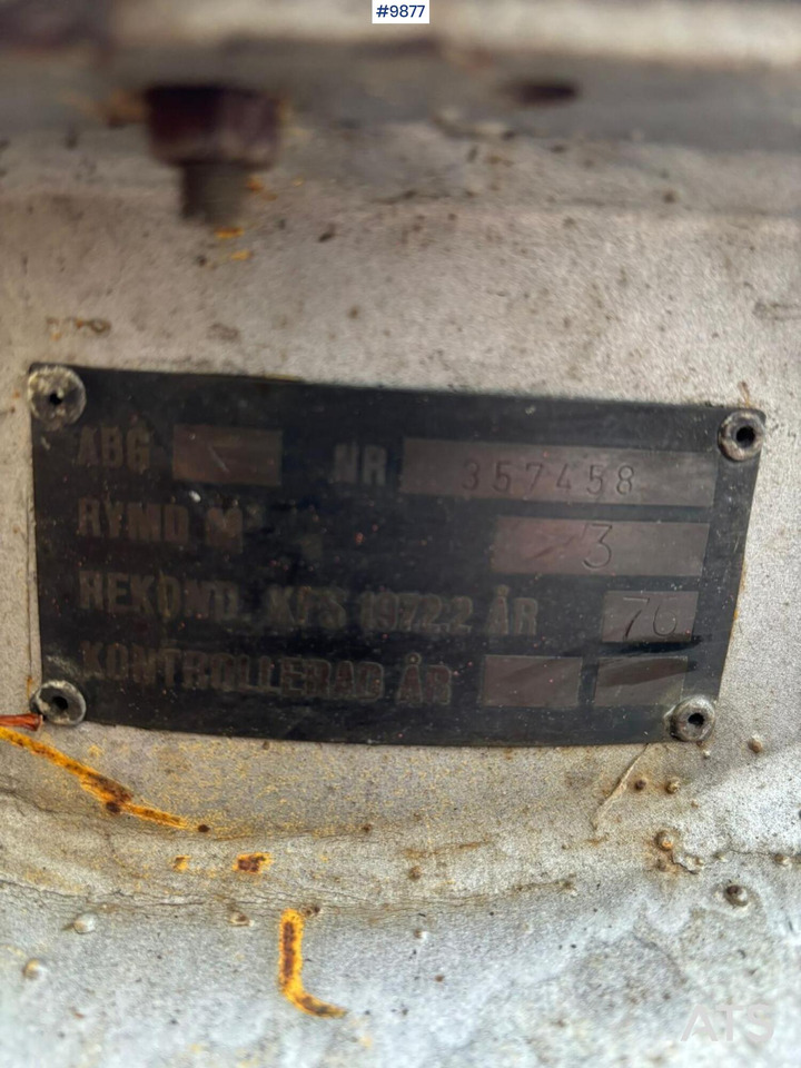 Farm tank - Tartály: 3 kép. Farm tank - Tartály: 3 kép.