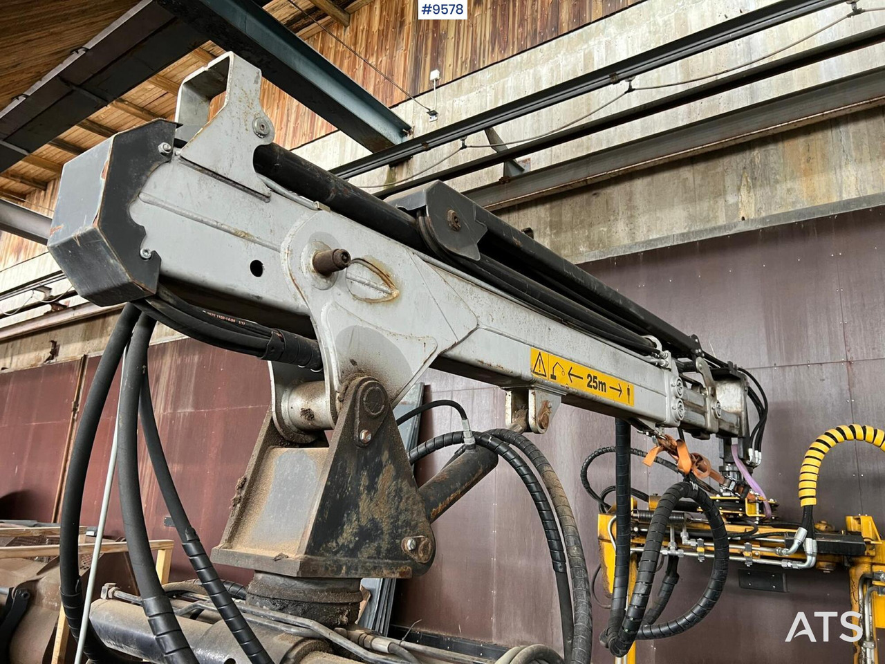 Fencecutter Hinnagårds T125B with Cranab crane - Kerti gépek: 4 kép. Fencecutter Hinnagårds T125B with Cranab crane - Kerti gépek: 4 kép.
