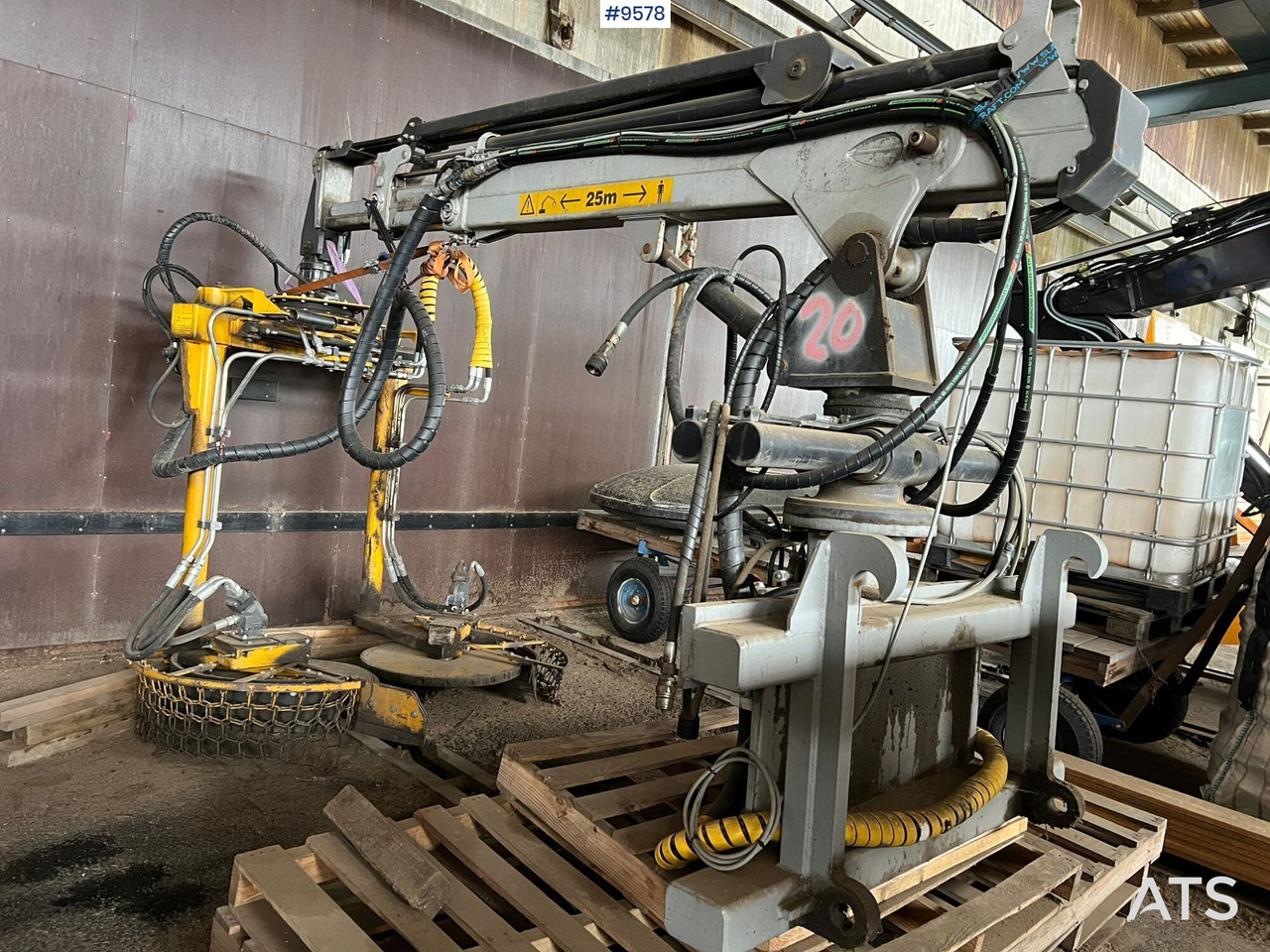 Fencecutter Hinnagårds T125B with Cranab crane - Kerti gépek: 5 kép. Fencecutter Hinnagårds T125B with Cranab crane - Kerti gépek: 5 kép.