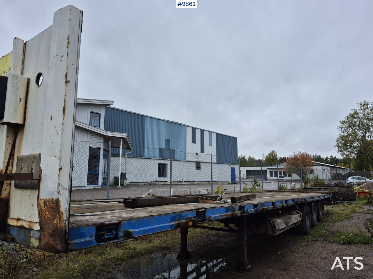 Flatbed trailer Renders RMOC 12.27 - Platós félpótkocsi: 4 kép. Flatbed trailer Renders RMOC 12.27 - Platós félpótkocsi: 4 kép.