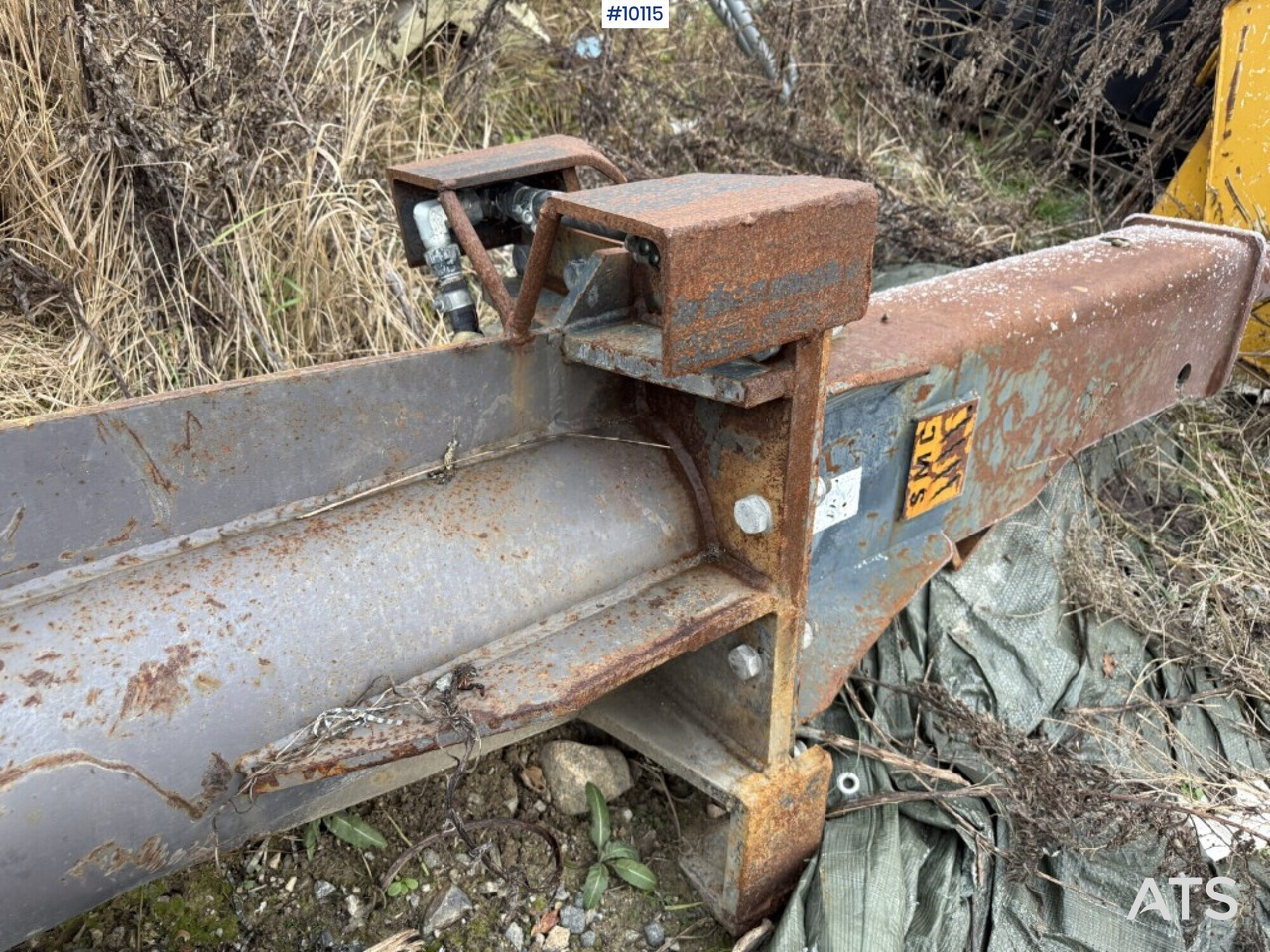 Hydraulic hammer SMC S40/S70 - Hidraulikus törőfej: 5 kép. Hydraulic hammer SMC S40/S70 - Hidraulikus törőfej: 5 kép.