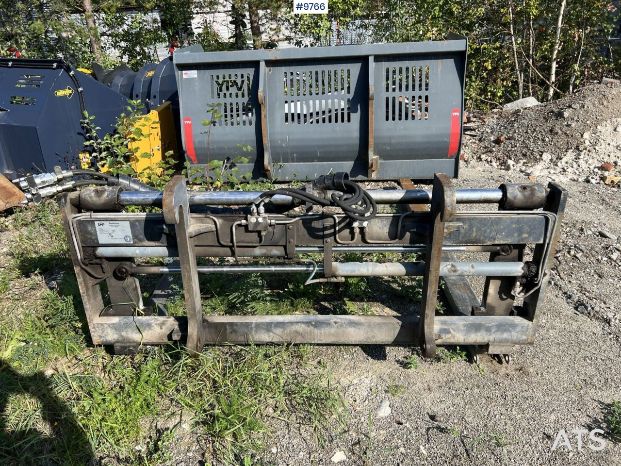 Hydraulic pallet forks with Large BM - Raklapvilla: 3 kép. Hydraulic pallet forks with Large BM - Raklapvilla: 3 kép.