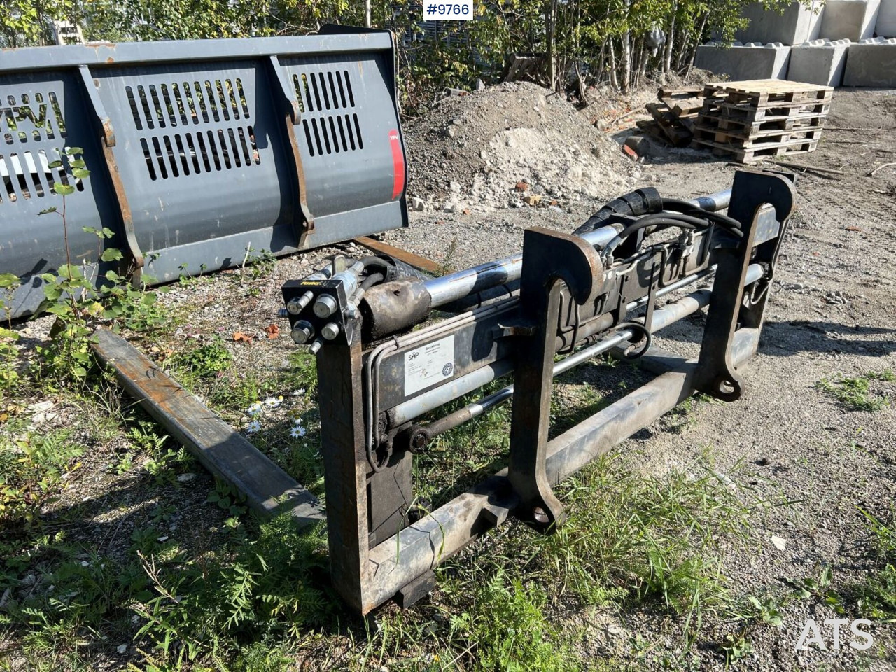 Hydraulic pallet forks with Large BM - Raklapvilla: 1 kép. Hydraulic pallet forks with Large BM - Raklapvilla: 1 kép.