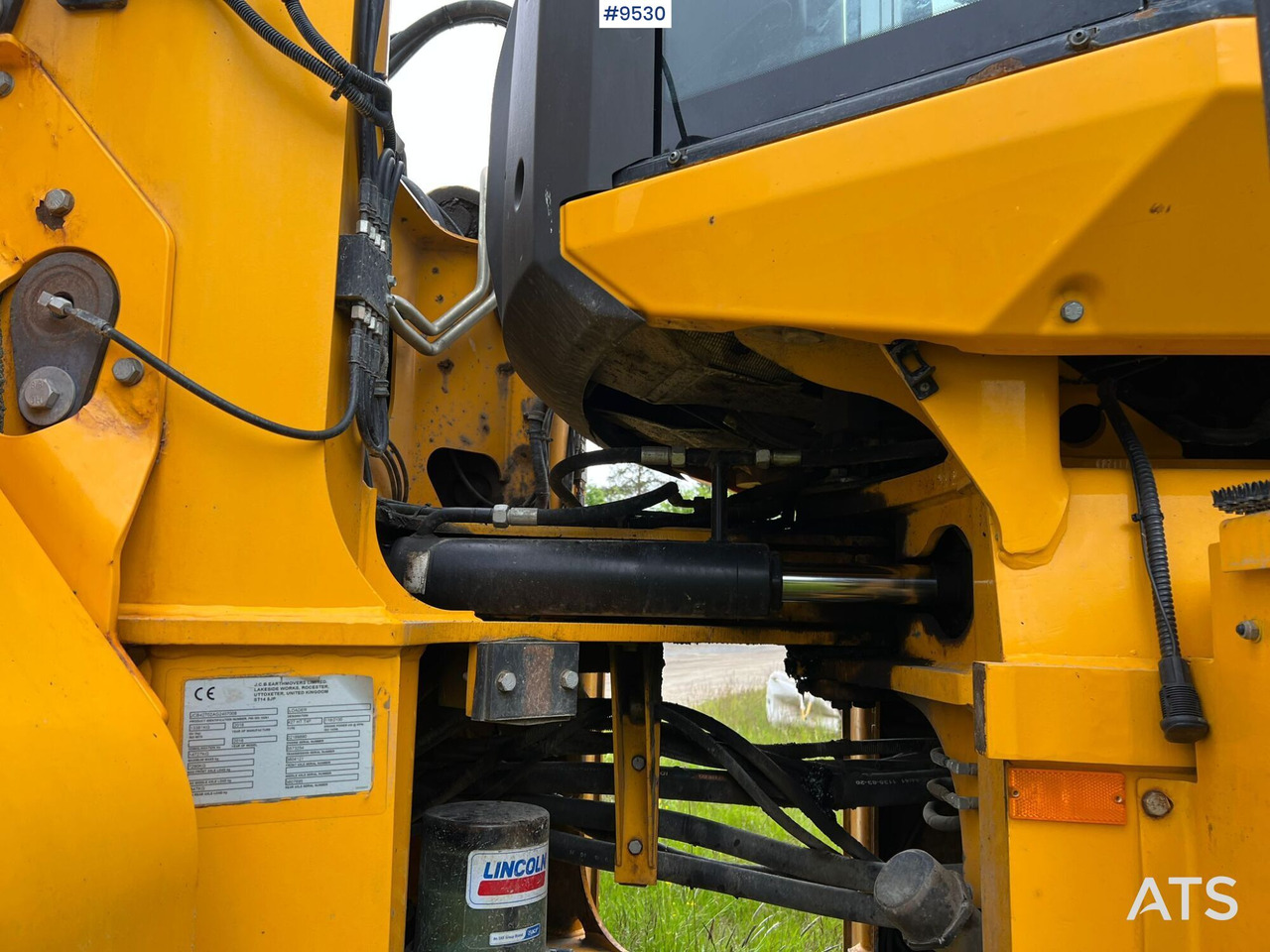 Gumikerekes homlokrakodó JCB 427 HT Wheel loader with gears: 17 kép.