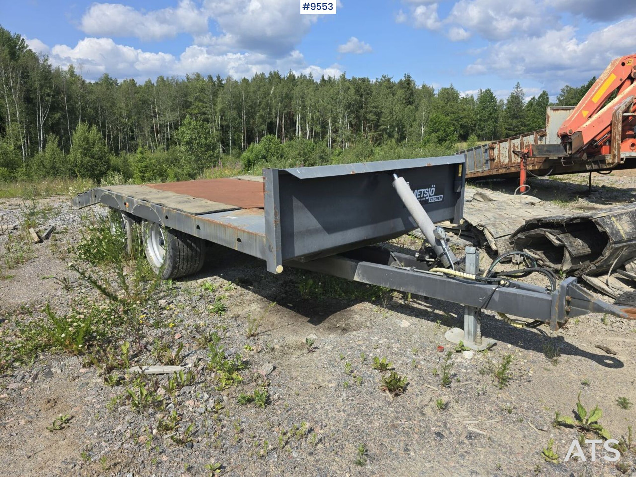 Machine trailer Metsjö - Pótkocsi autószállító: 1 kép. Machine trailer Metsjö - Pótkocsi autószállító: 1 kép.