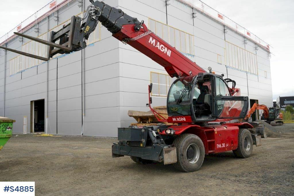 Magni RTH 6,30 SH-M/C Around turning telescopic loader - Teleszkópos rakodó: 1 kép. Magni RTH 6,30 SH-M/C Around turning telescopic loader - Teleszkópos rakodó: 1 kép.