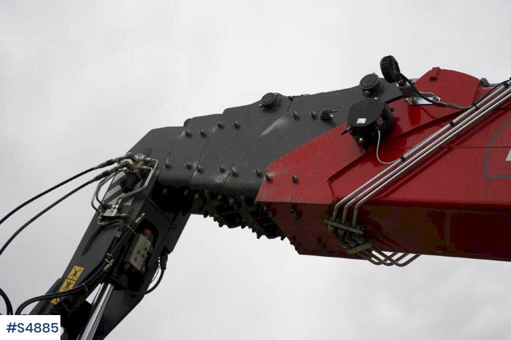 Magni RTH 6,30 SH-M/C Around turning telescopic loader - Teleszkópos rakodó: 3 kép. Magni RTH 6,30 SH-M/C Around turning telescopic loader - Teleszkópos rakodó: 3 kép.