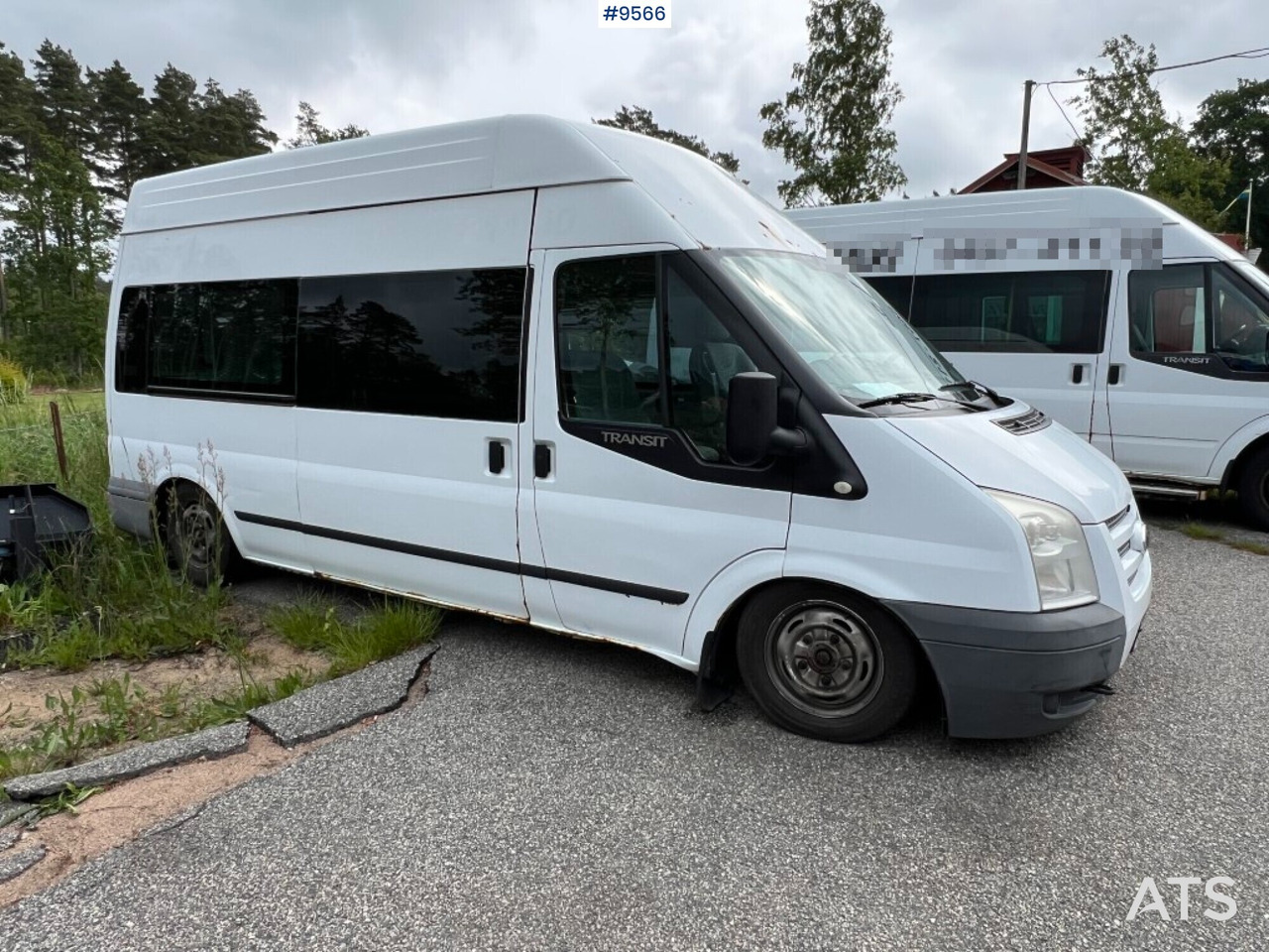 Minibus- Ford FDG6 Transit- Sold newly inspected - Minibusz, Kisbusz: 1 kép. Minibus- Ford FDG6 Transit- Sold newly inspected - Minibusz, Kisbusz: 1 kép.