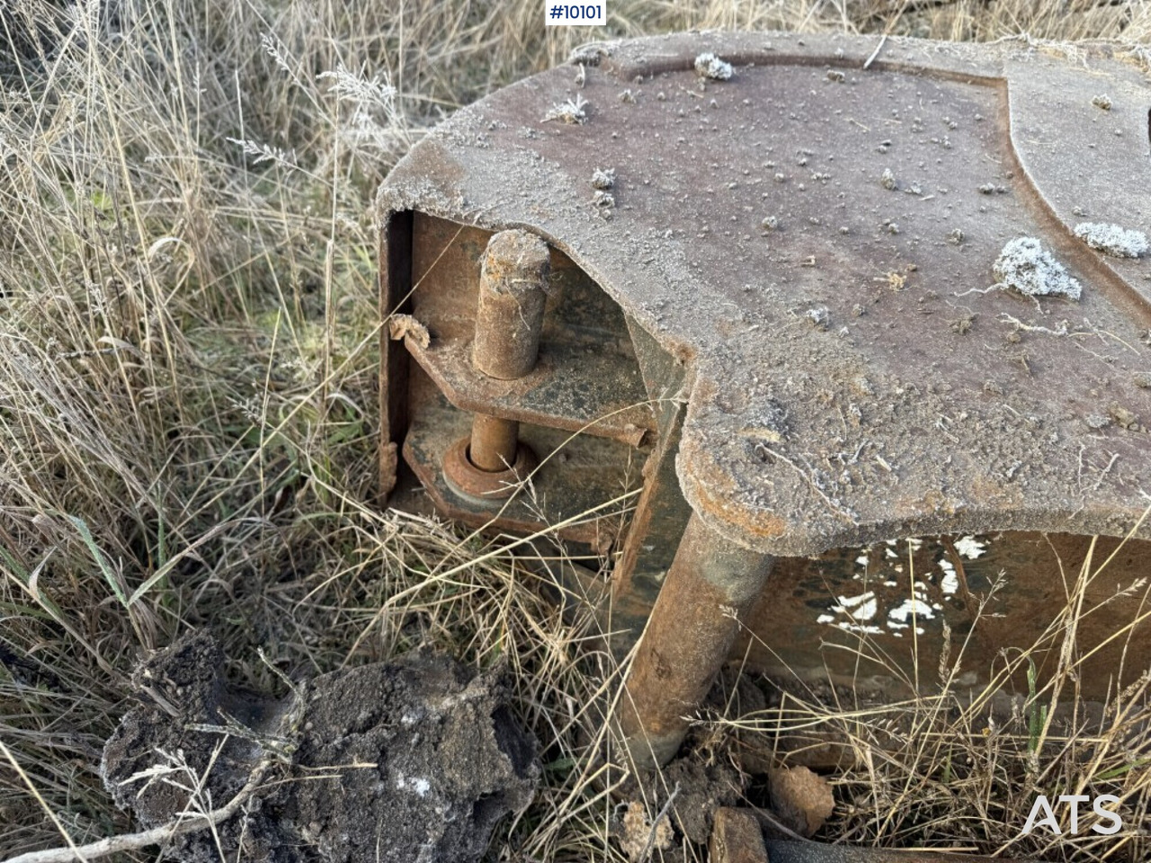 Narrow bucket with Ejector S50 - Kotró kanál: 3 kép. Narrow bucket with Ejector S50 - Kotró kanál: 3 kép.