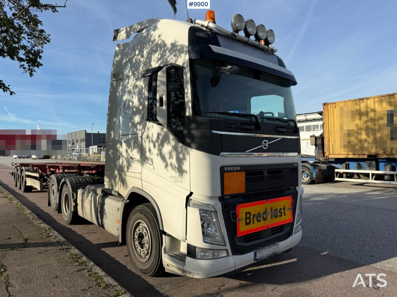 Volvo FH 540 6x2 tractor unit with new engine - Nyergesvontató: 2 kép. Volvo FH 540 6x2 tractor unit with new engine - Nyergesvontató: 2 kép.