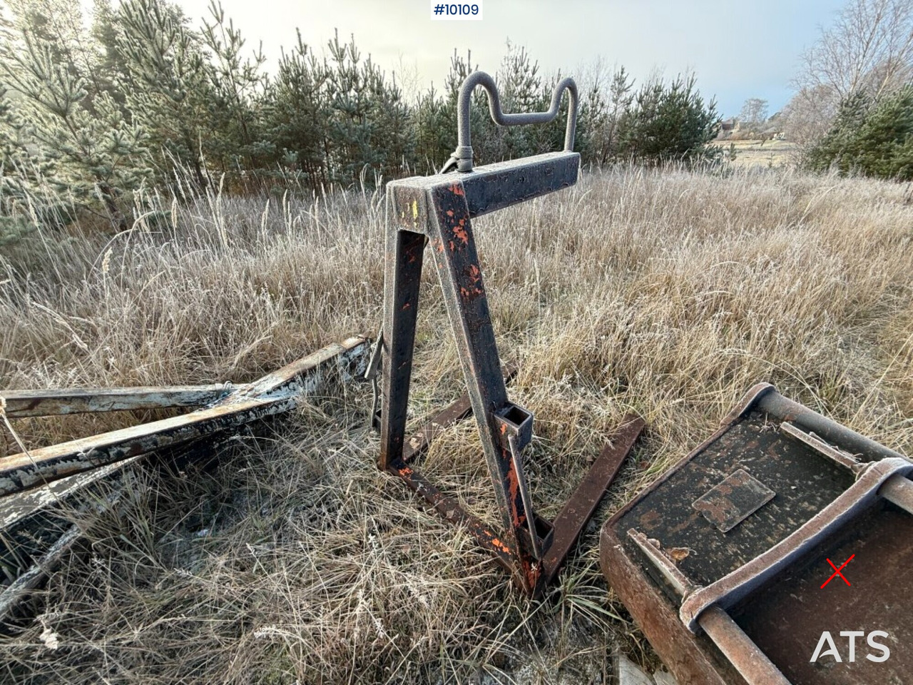 Pallet lift - Raklapvilla: 1 kép. Pallet lift - Raklapvilla: 1 kép.