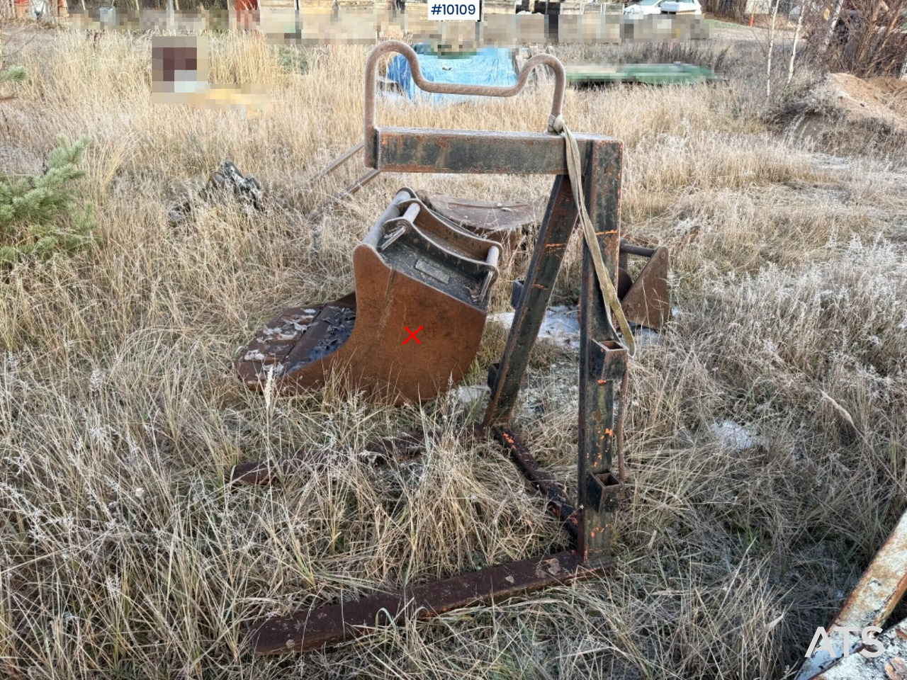 Pallet lift - Raklapvilla: 3 kép. Pallet lift - Raklapvilla: 3 kép.