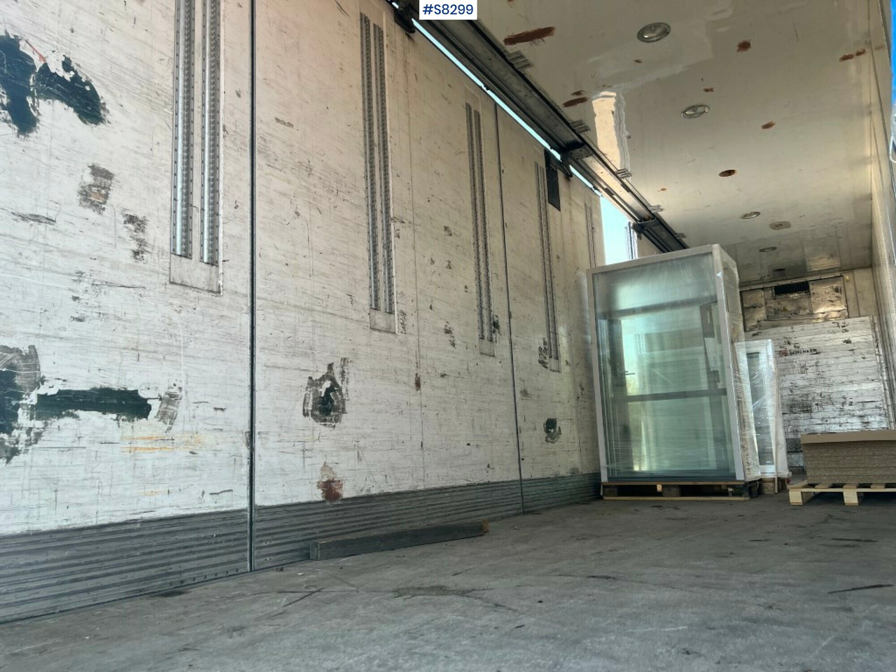 Pótkocsi hűtős Parator CV 18-20: 28 kép. Pótkocsi hűtős Parator CV 18-20: 28 kép.