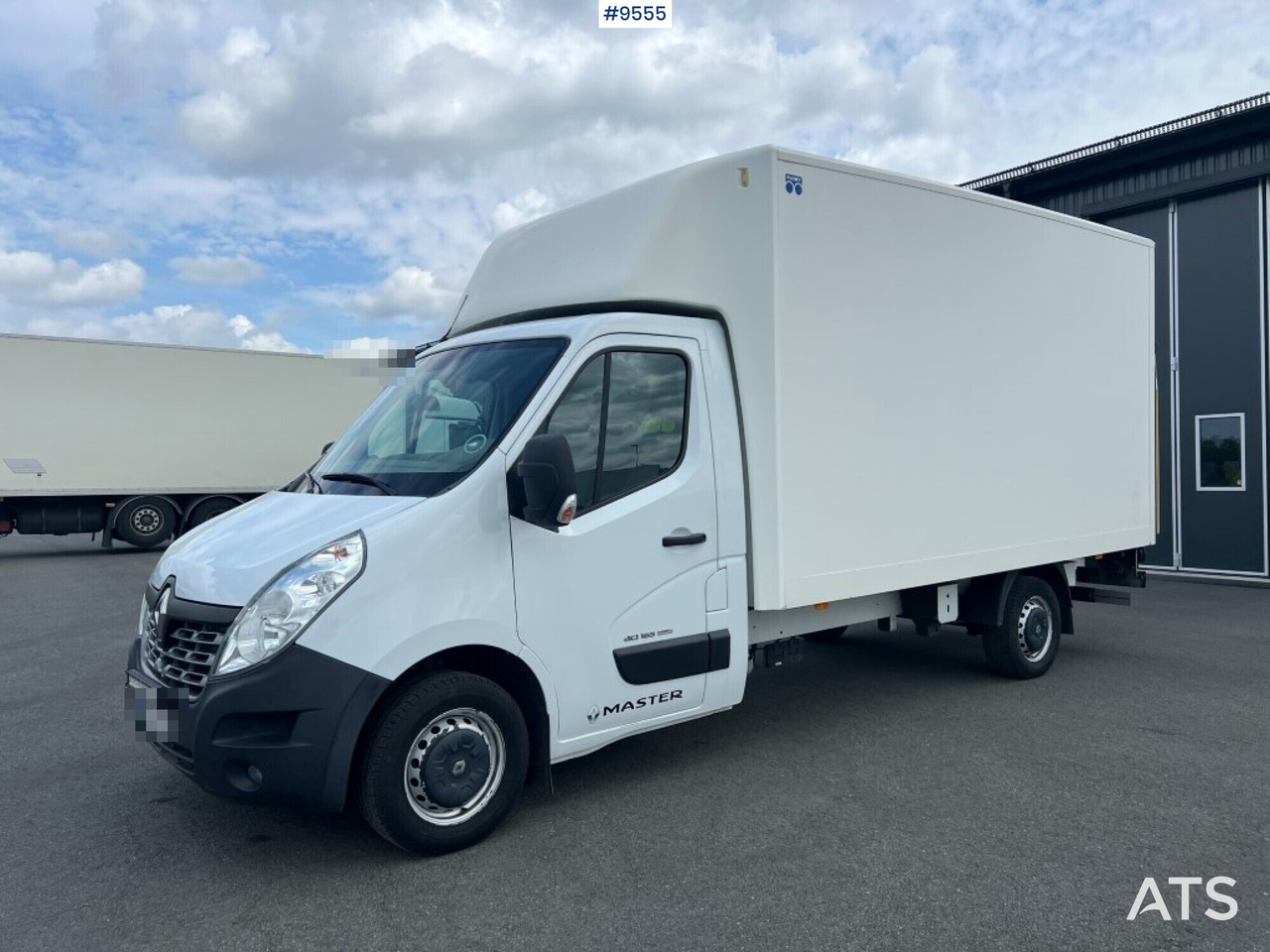 Renault Master with tail lift - Dobozos kisteherautó: 1 kép. Renault Master with tail lift - Dobozos kisteherautó: 1 kép.