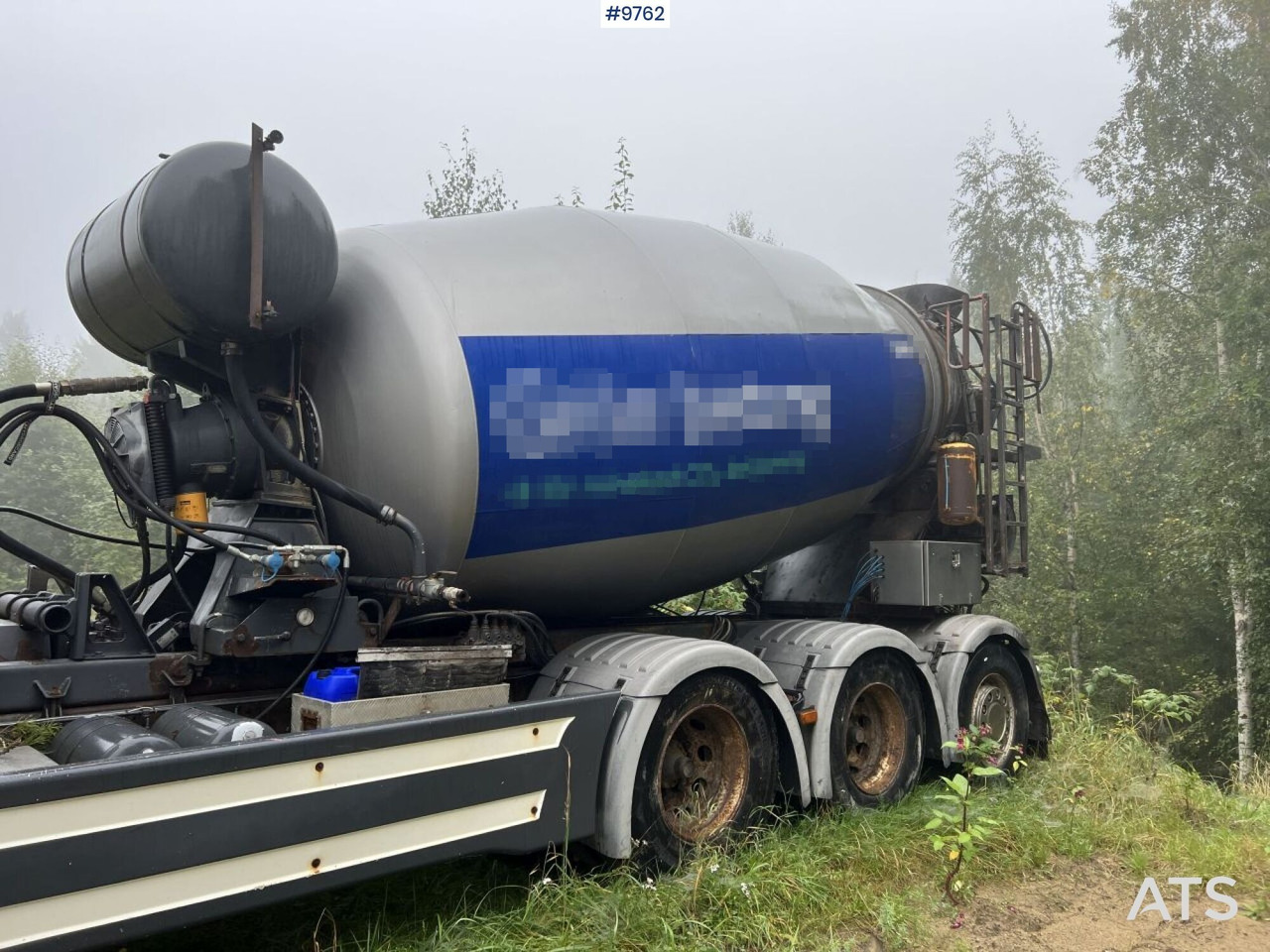Scania R124 Tridem Concrete Truck - Betonmixer: 5 kép. Scania R124 Tridem Concrete Truck - Betonmixer: 5 kép.