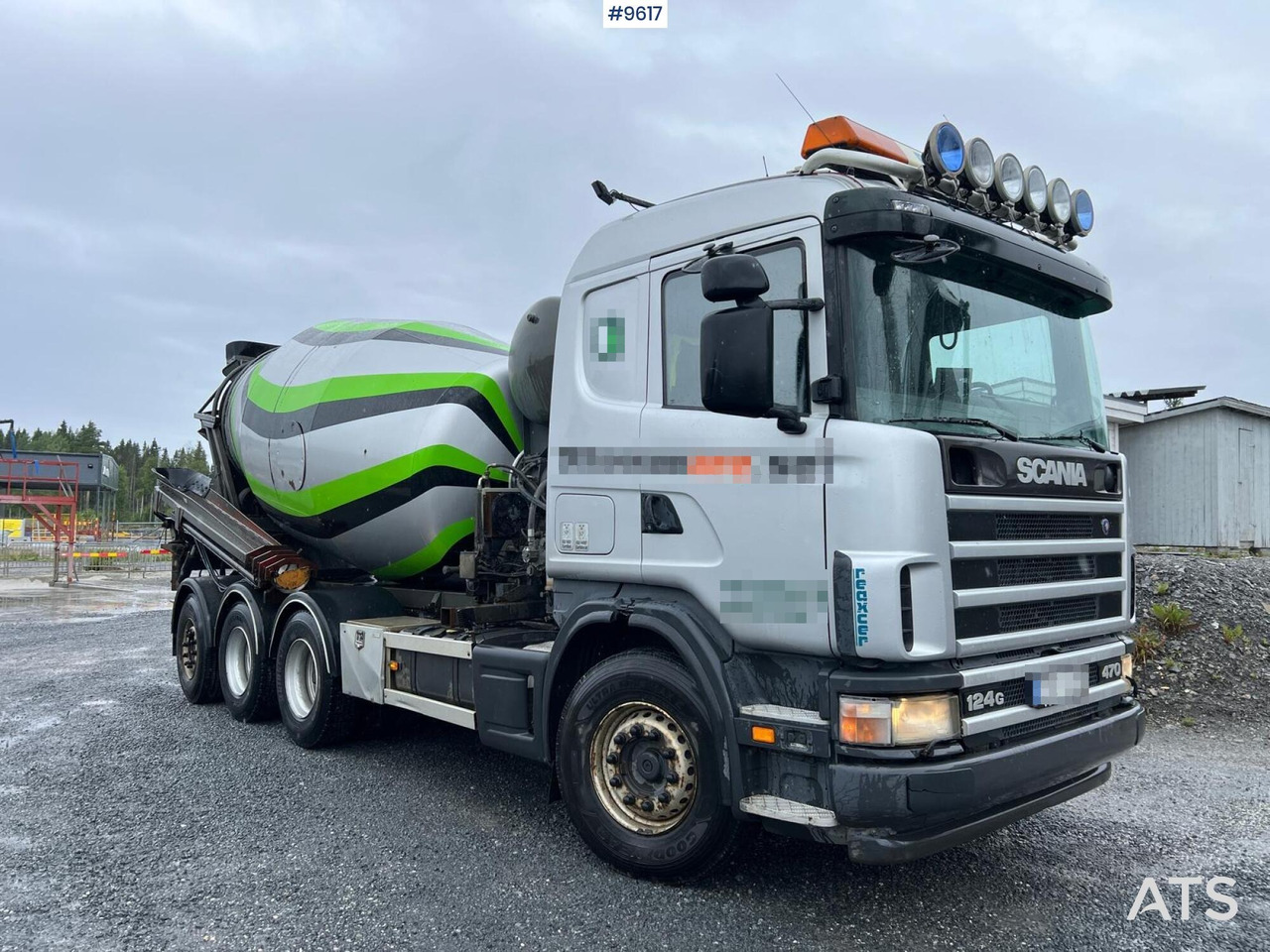 Scania R124 tridem with LAXO quick release / Concrete truck - Betonmixer: 2 kép. Scania R124 tridem with LAXO quick release / Concrete truck - Betonmixer: 2 kép.