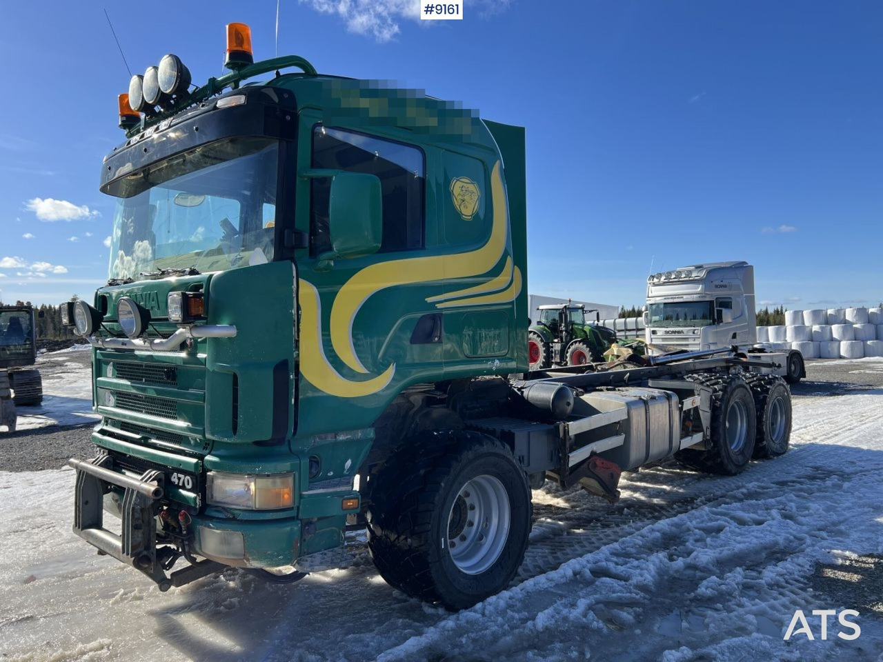 Scania R124 with cameleont quick lock, underbite and plow attachments - Alvaz teherautó: 2 kép. Scania R124 with cameleont quick lock, underbite and plow attachments - Alvaz teherautó: 2 kép.