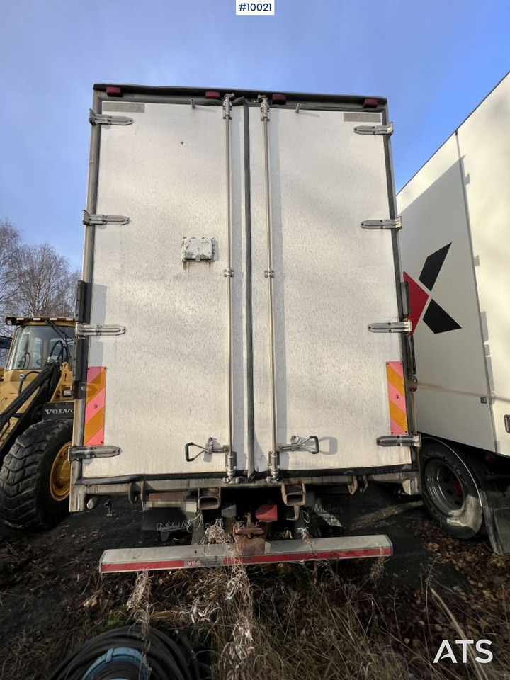 Scania R164 Box Truck - Dobozos felépítményű teherautó: 5 kép. Scania R164 Box Truck - Dobozos felépítményű teherautó: 5 kép.