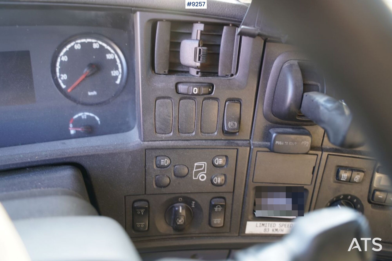Dobozos felépítményű teherautó Scania R420 6x2 Box truck (SEE VIDEO): 19 kép.